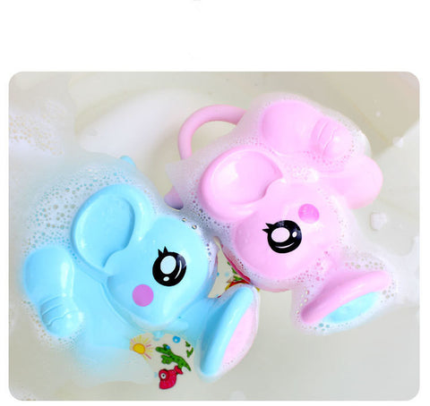 Baby Bath Toys Lovely Plastic Elephant Shape Water Spray for Baby Shower